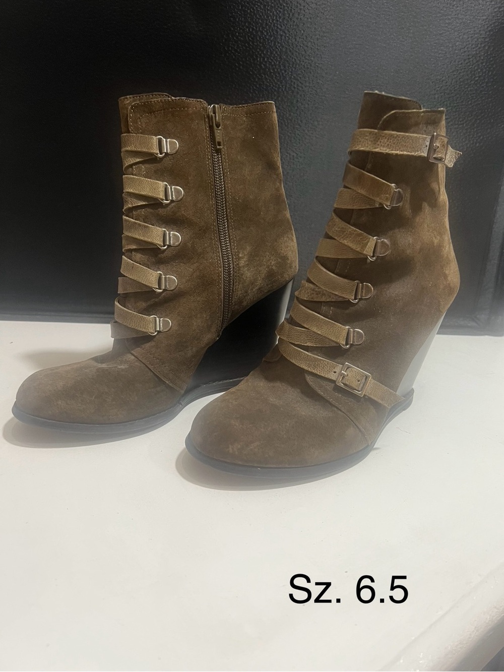 BCBG Kadeer Wedge Heels